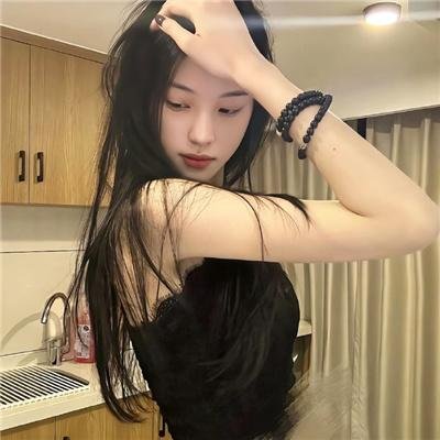 站起来的女孩